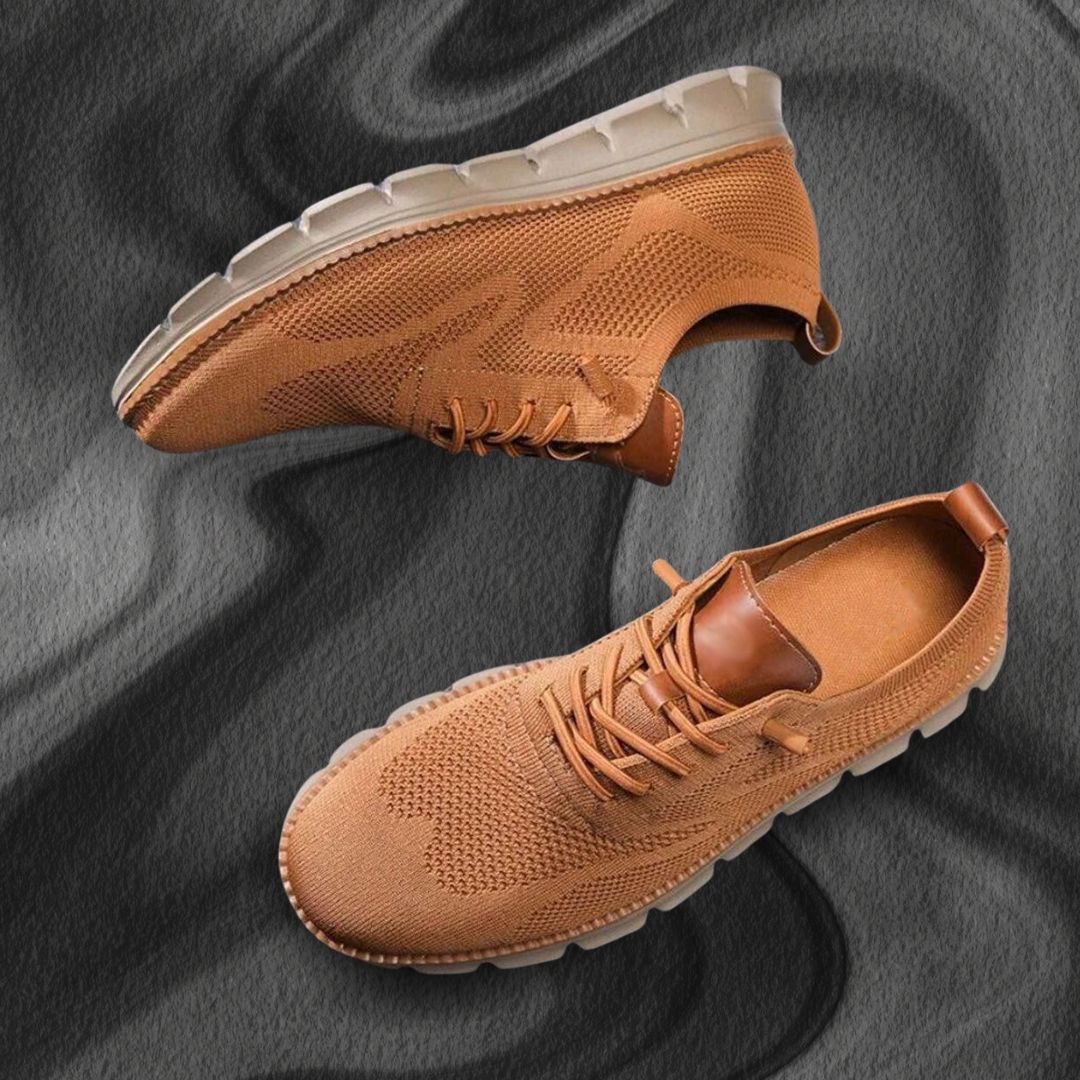 RENVO Henry Walking Sneaker